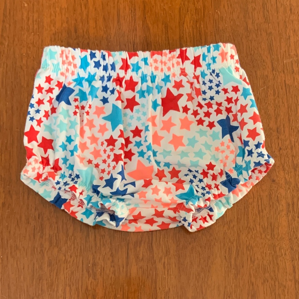 😊FREE😊 NWOT Cat & Jack Starry Diaper Cover size 6-9m